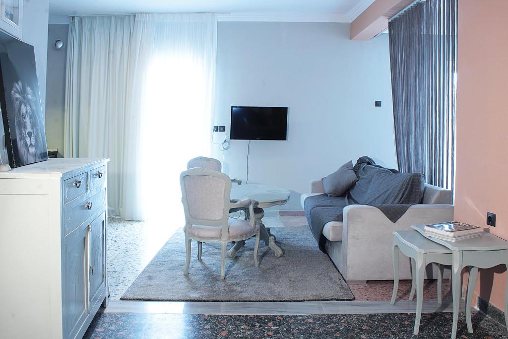Neos Marmaras Luxury Guest House